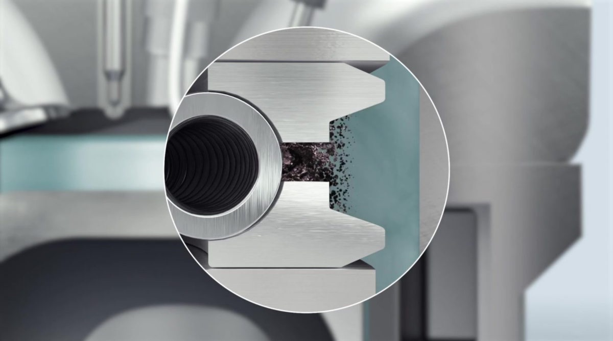 Effekt 935 Kolbenringreiniger Darstellung Kolben nach der Reinigung