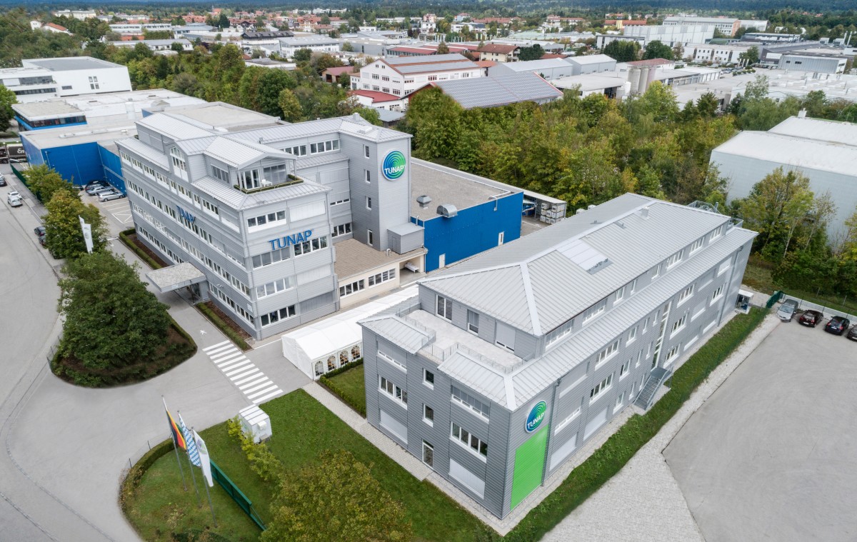 Reinigung und Durchspülung des Klimaanlagen-Verdampfers